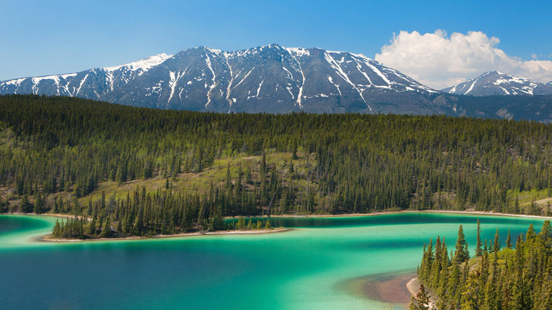 Montañas rocosas de Alaska Estados Unidos