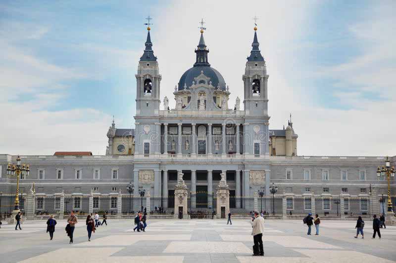 Santa María la Real de la Almudena,